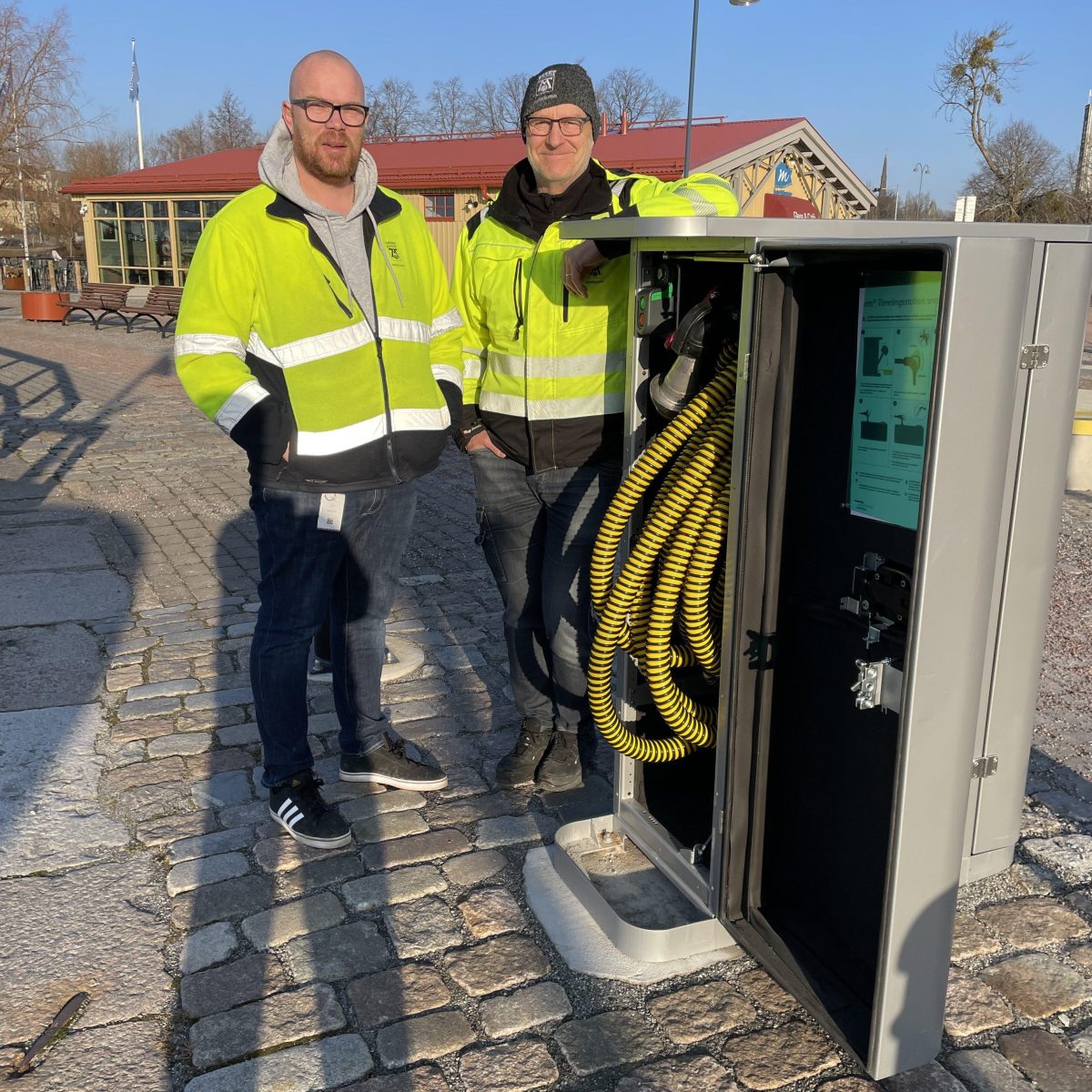 Jets Pump-out station av Vesteras, with Thom Blomquist and Bosse Thyr