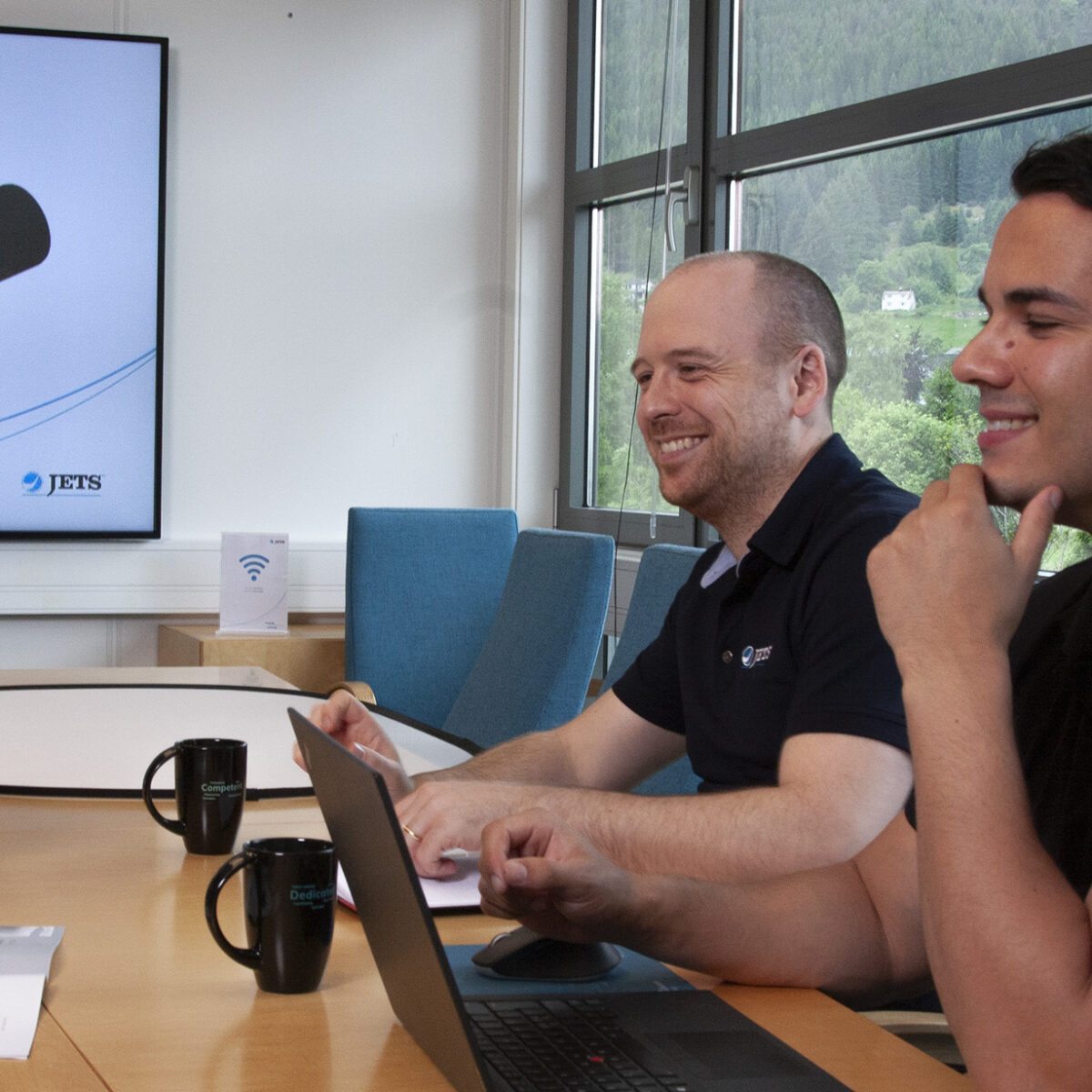 Jets image AFT office 12 0524 crop web