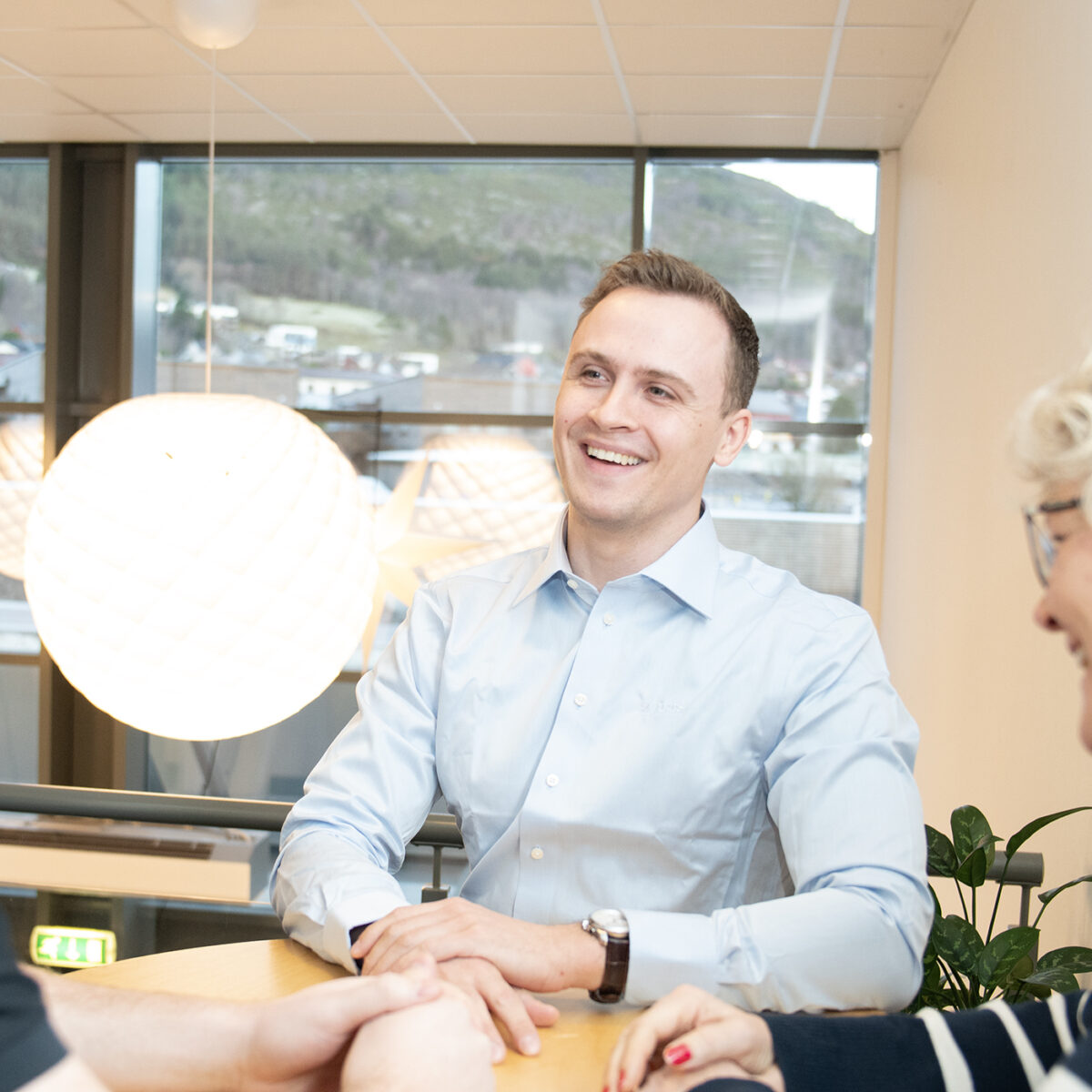 Fredric Frøystad, Sales Manager at Jets, with colleagues at Hareid.