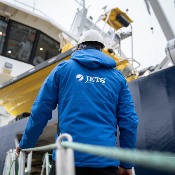 Jets image AFT service team outside myklebust verft 9 1125 no serviceteam web