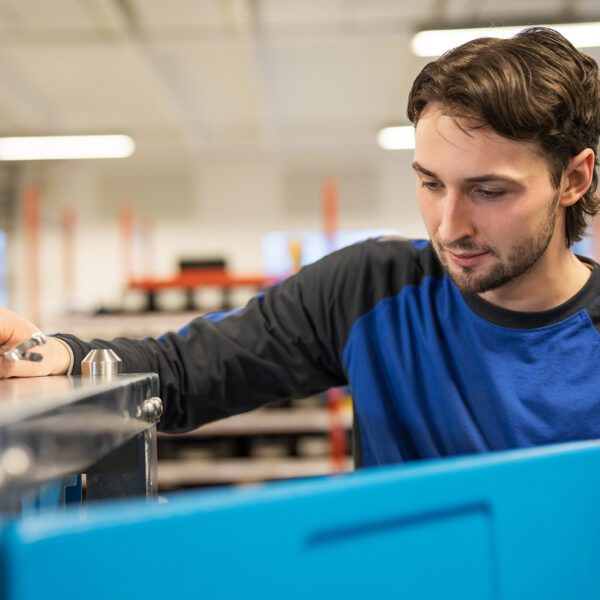 Man working on a Jets® NOAMD-unit